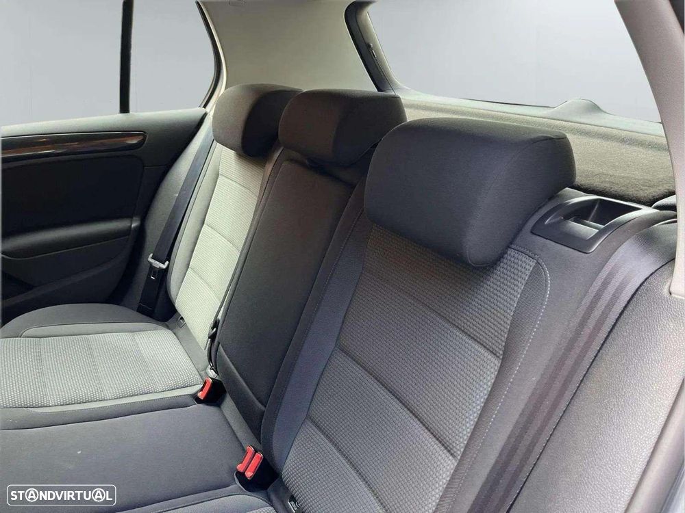 VW Golf 1.6 TDi Confortline - 36