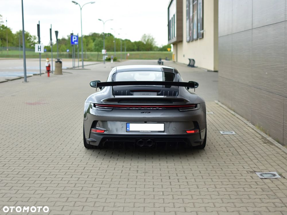 Porsche 911 GT3 - 10