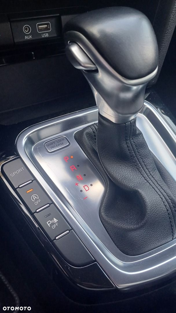 Kia Ceed 1.4 T-GDI L DCT - 16