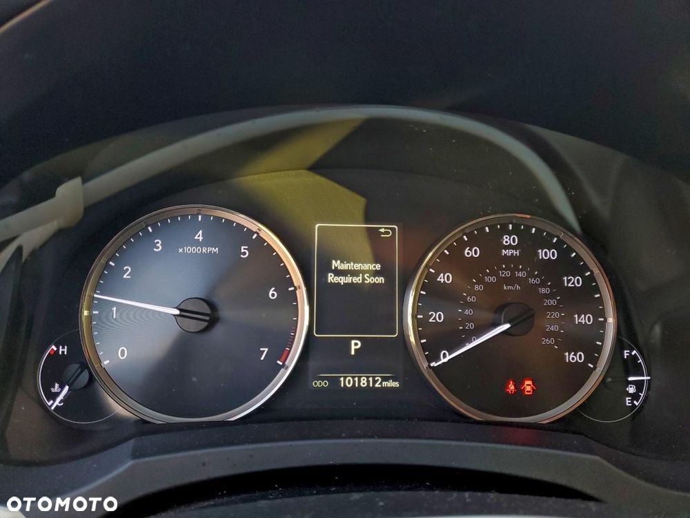 Lexus IS 200t / 300 Prestige - 25