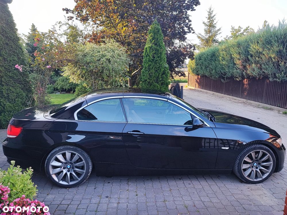 BMW Seria 3 325i - 7