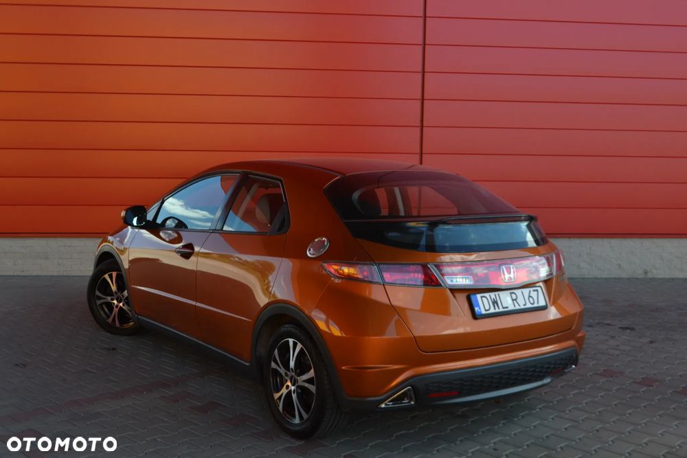 Honda Civic 1.8i-VTEC Sport - 12