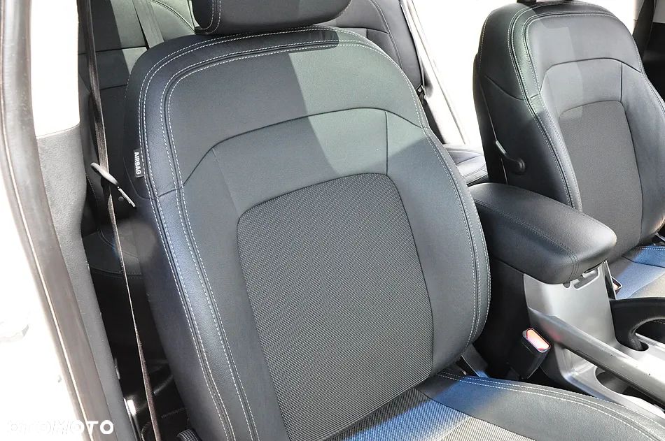 Kia Sportage 1.6 GDI 2WD DREAM-TEAM EDITION - 21