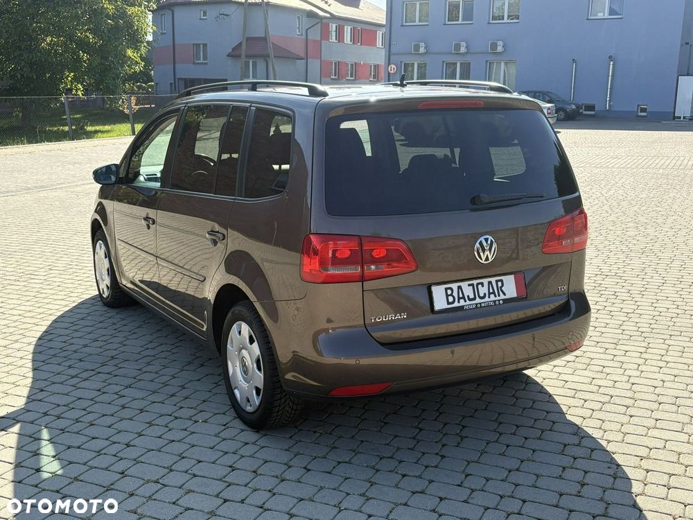 Volkswagen Touran 1.6 TDI DPF BlueMot Comfortline - 6