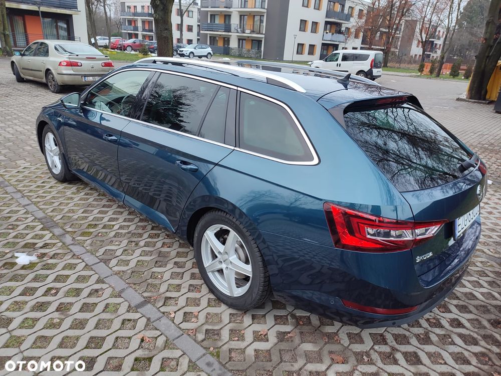 Skoda Superb 2.0 TDI DSG L&K - 7