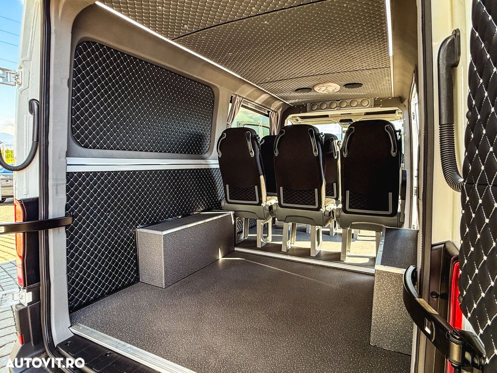Volkswagen Crafter - 11