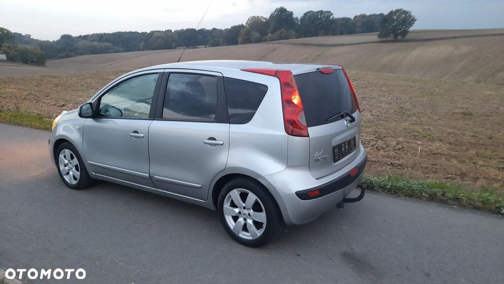 Nissan Note 1.6 Tekna - 6