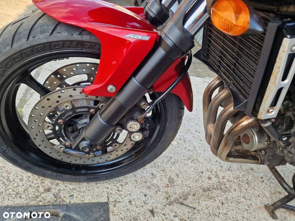 Yamaha FZ6 - 36