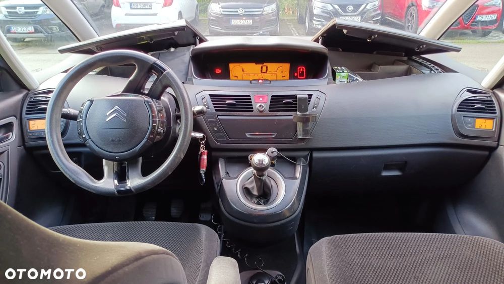 Citroën C4 Picasso - 8