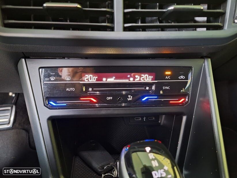 VW Taigo 1.0 TSI R-Line DSG - 28