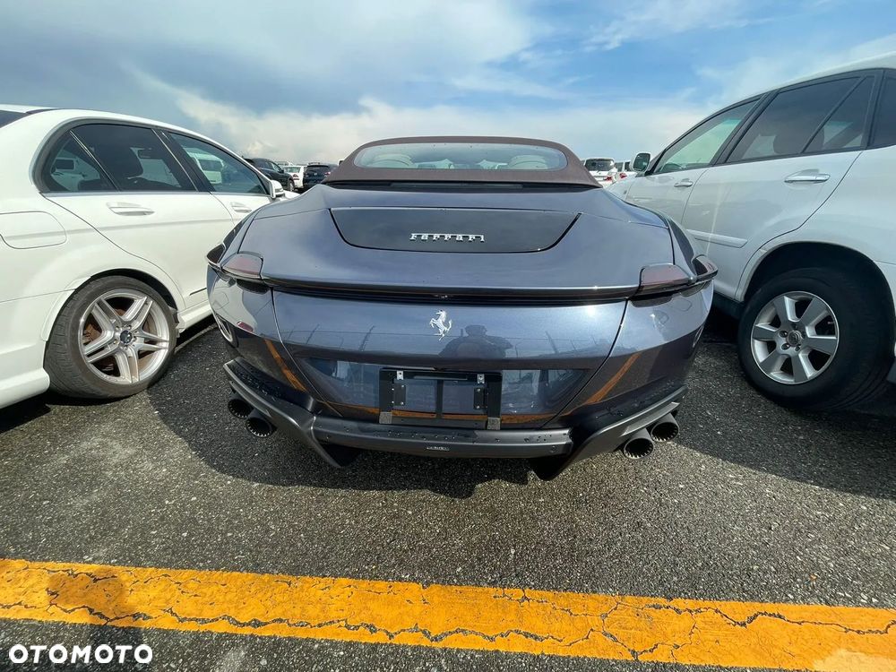 Ferrari Roma Spider - 7
