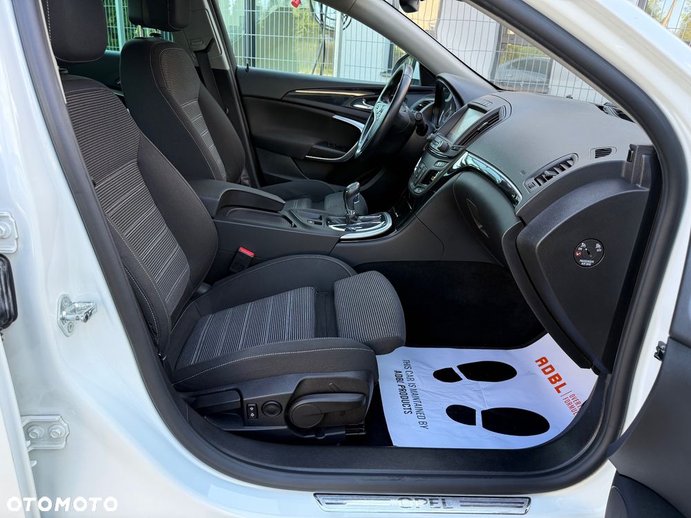 Opel Insignia 2.0 BiTurbo CDTI 4x4 Sport - 32