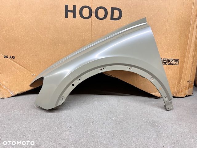 Błotnik lewy przód Audi Q3 83A, 18-25r, Stalowy Nowy - 1