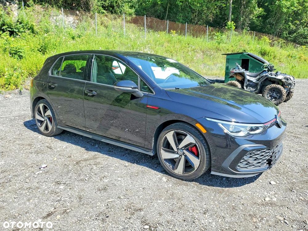 Volkswagen Golf - 4
