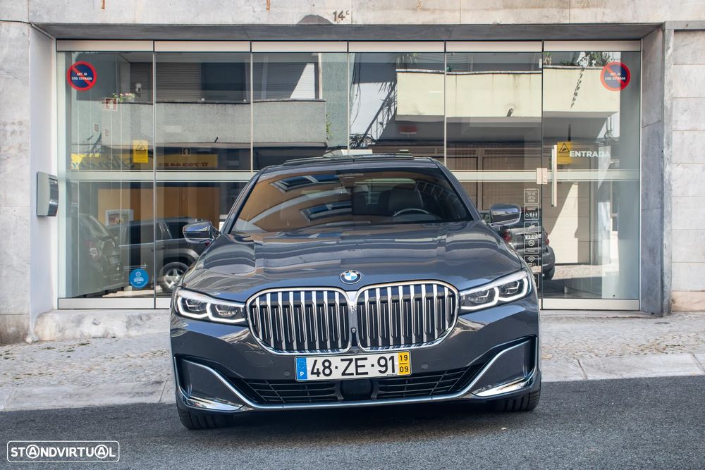 BMW 745 e iPerformance - 2