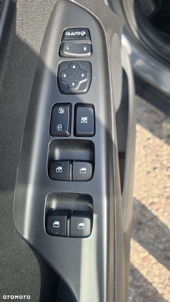 Hyundai Kona 1.6 GDI DCT Trend - 11