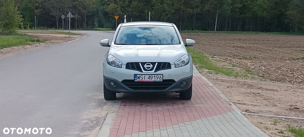 Nissan Qashqai 1.6 visia - 11