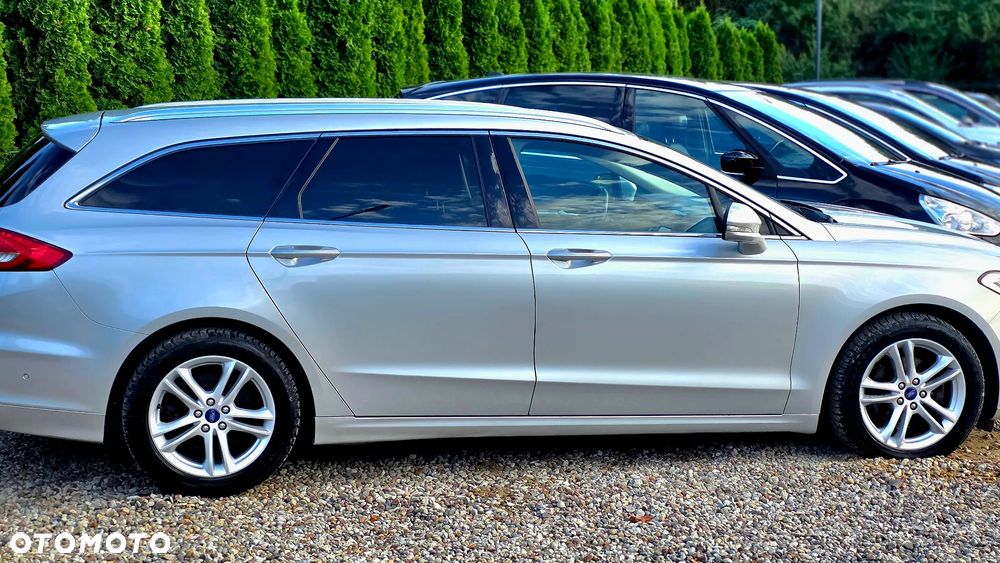 Ford Mondeo - 26
