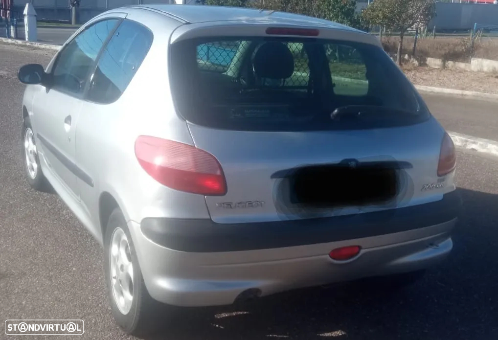 Peugeot 206 - 10