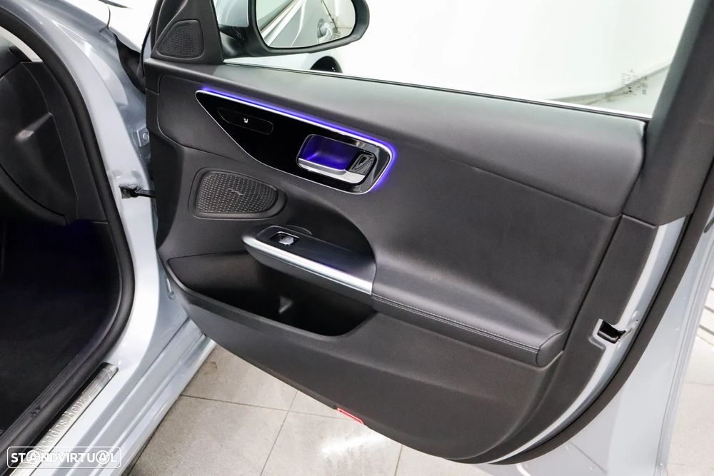 Mercedes-Benz C 220 d Avantgarde - 28