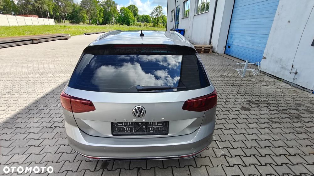 Volkswagen Passat 2.0 TDI SCR DSG - 5