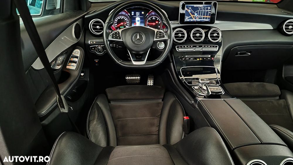 Mercedes-Benz GLC 250 d 4Matic 9G-TRONIC AMG Line - 27