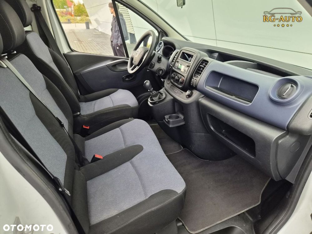 Opel Vivaro - 34