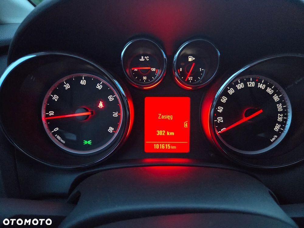Opel Astra 1.4 Turbo ENERGY - 29