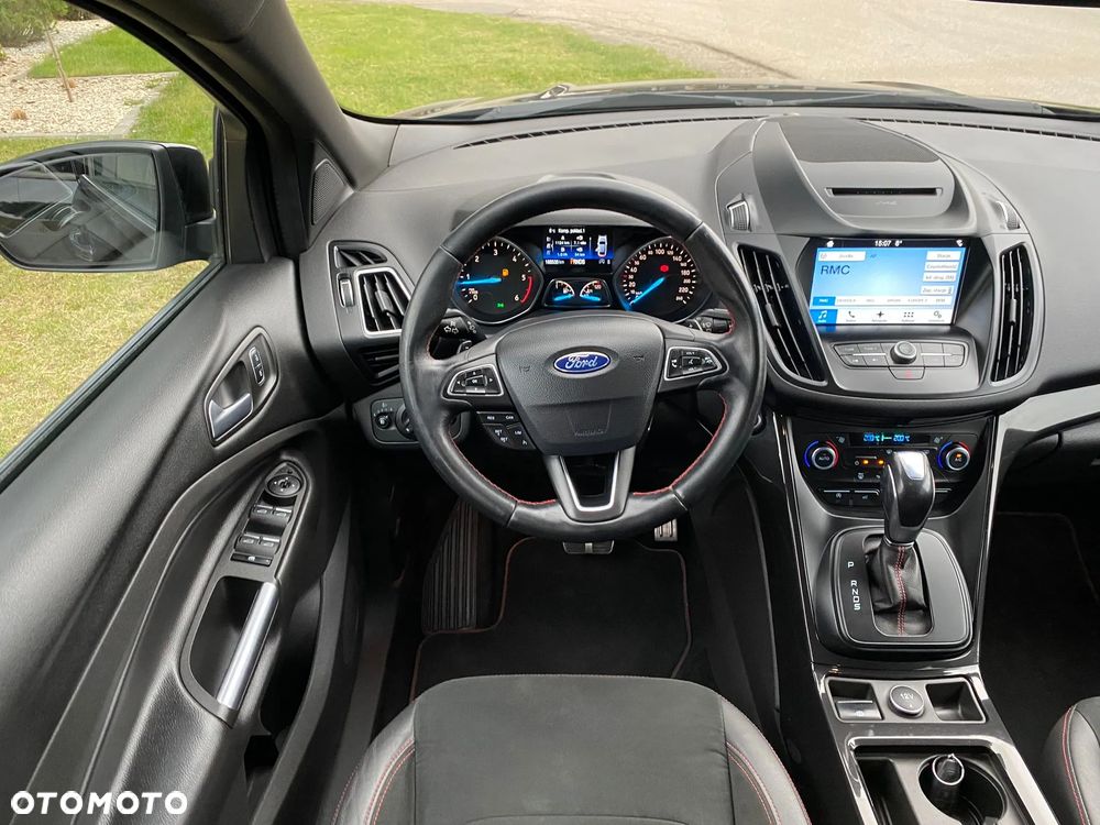 Ford Kuga 2.0 TDCi 4x4 ST-Line - 15