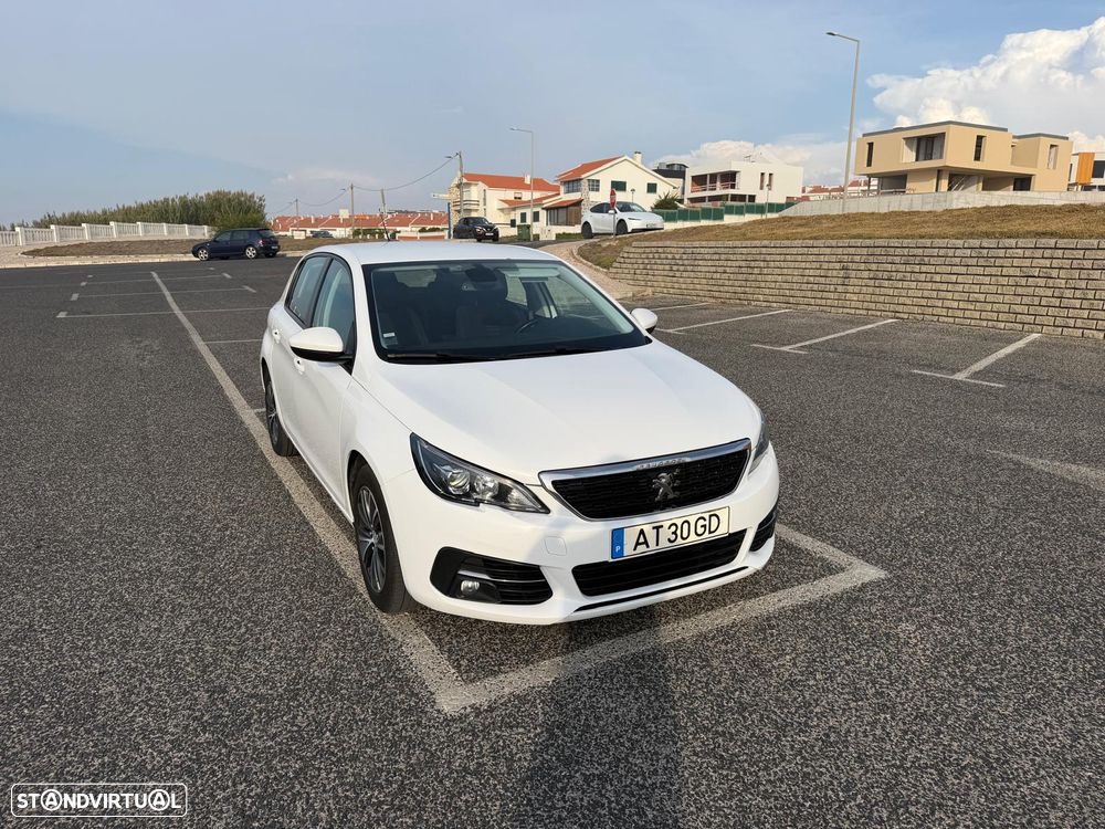 Peugeot 308 - 1