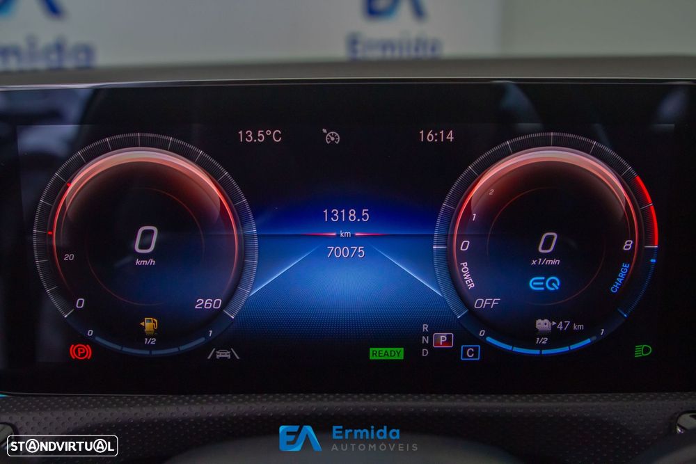 Mercedes-Benz CLA 250 - 27