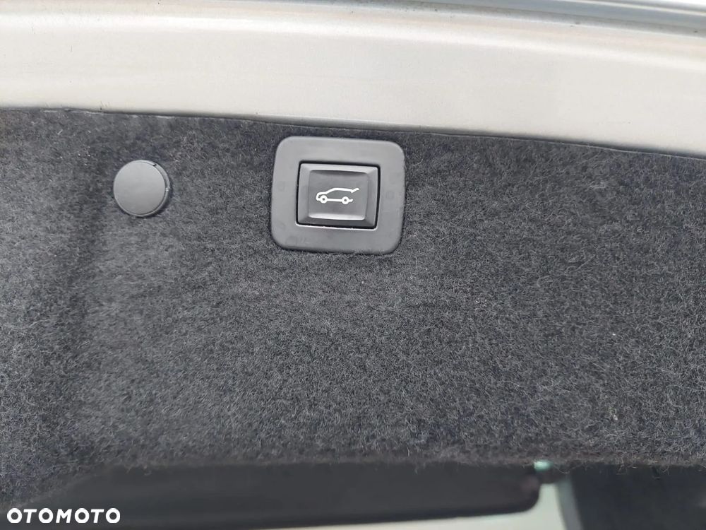 Opel Insignia 1.6 SIDI Turbo Edition - 16