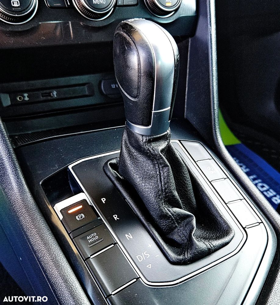 Volkswagen Tiguan - 25