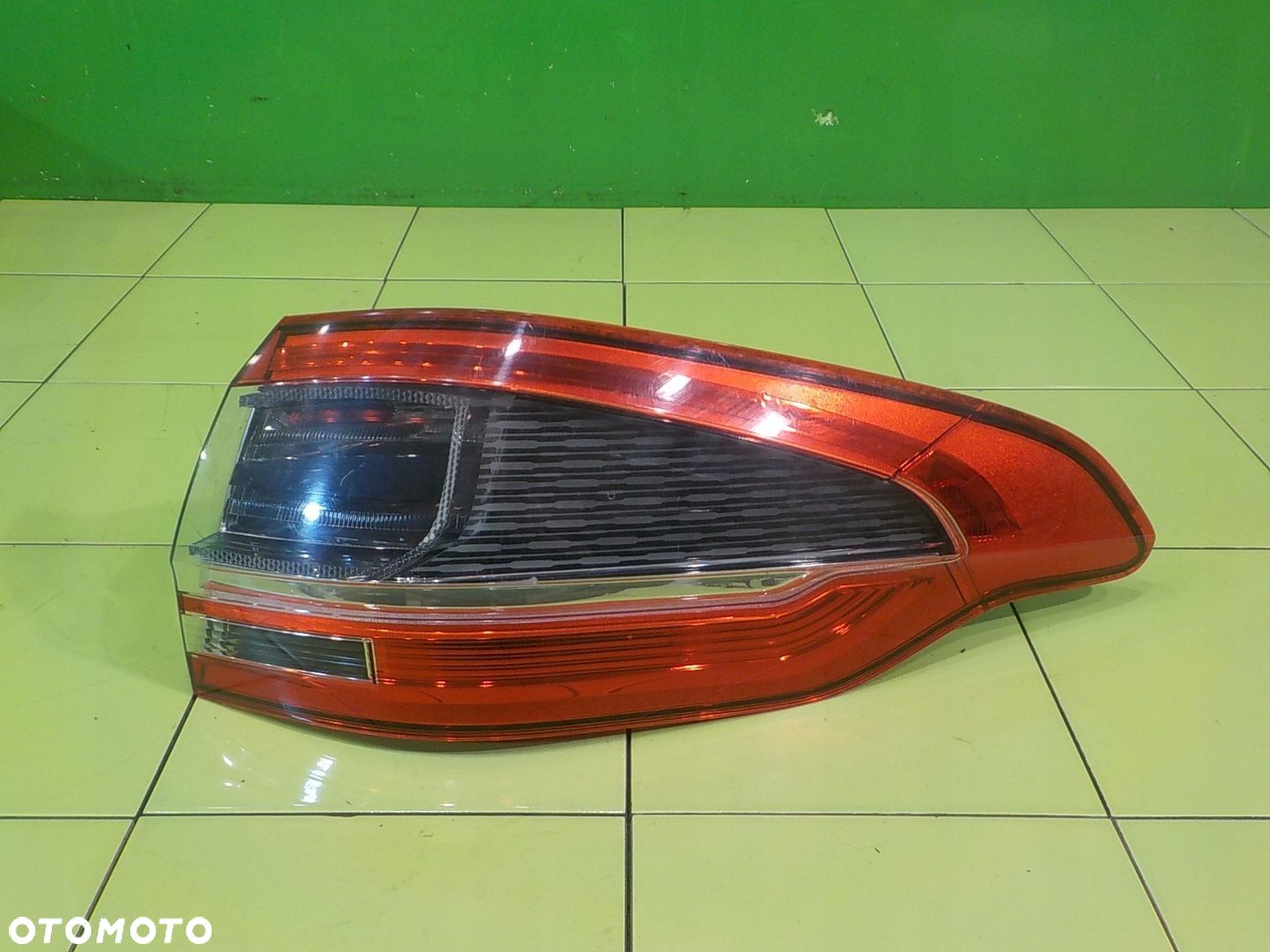 FORD S-MAX LIFT 2.0 TDCI 12r 5D lampa prawa tyl 173187-02 - 1