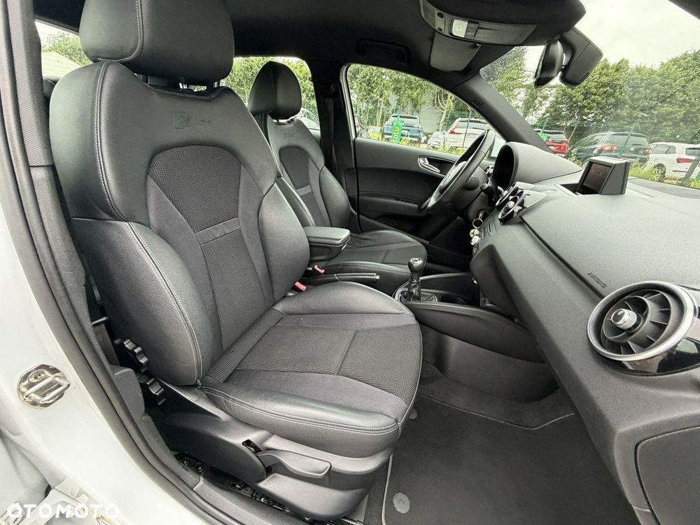Audi A1 Sportback 1.6 TDI S line edition - 33