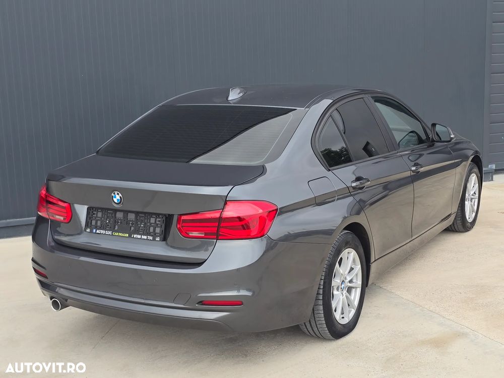 BMW Seria 3 - 10