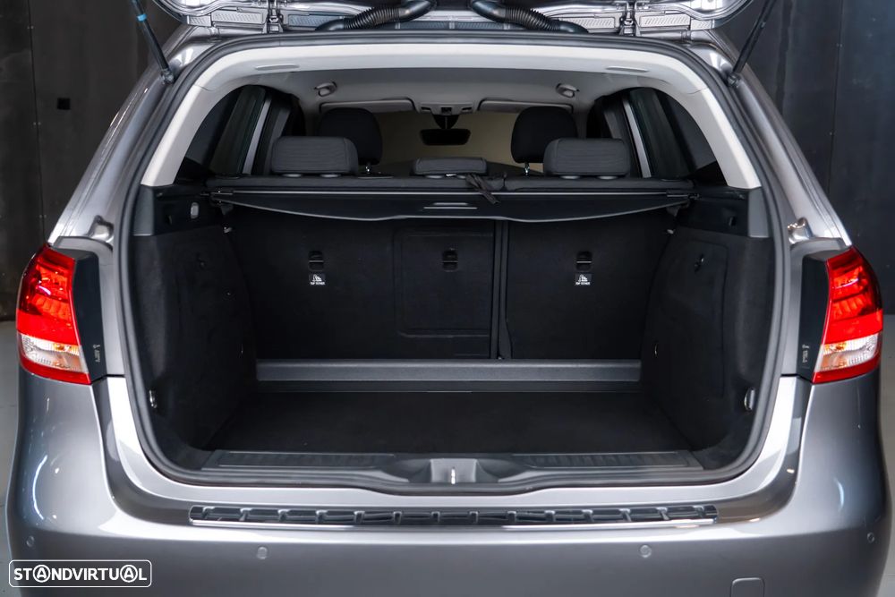 Mercedes-Benz B 180 d Style - 7