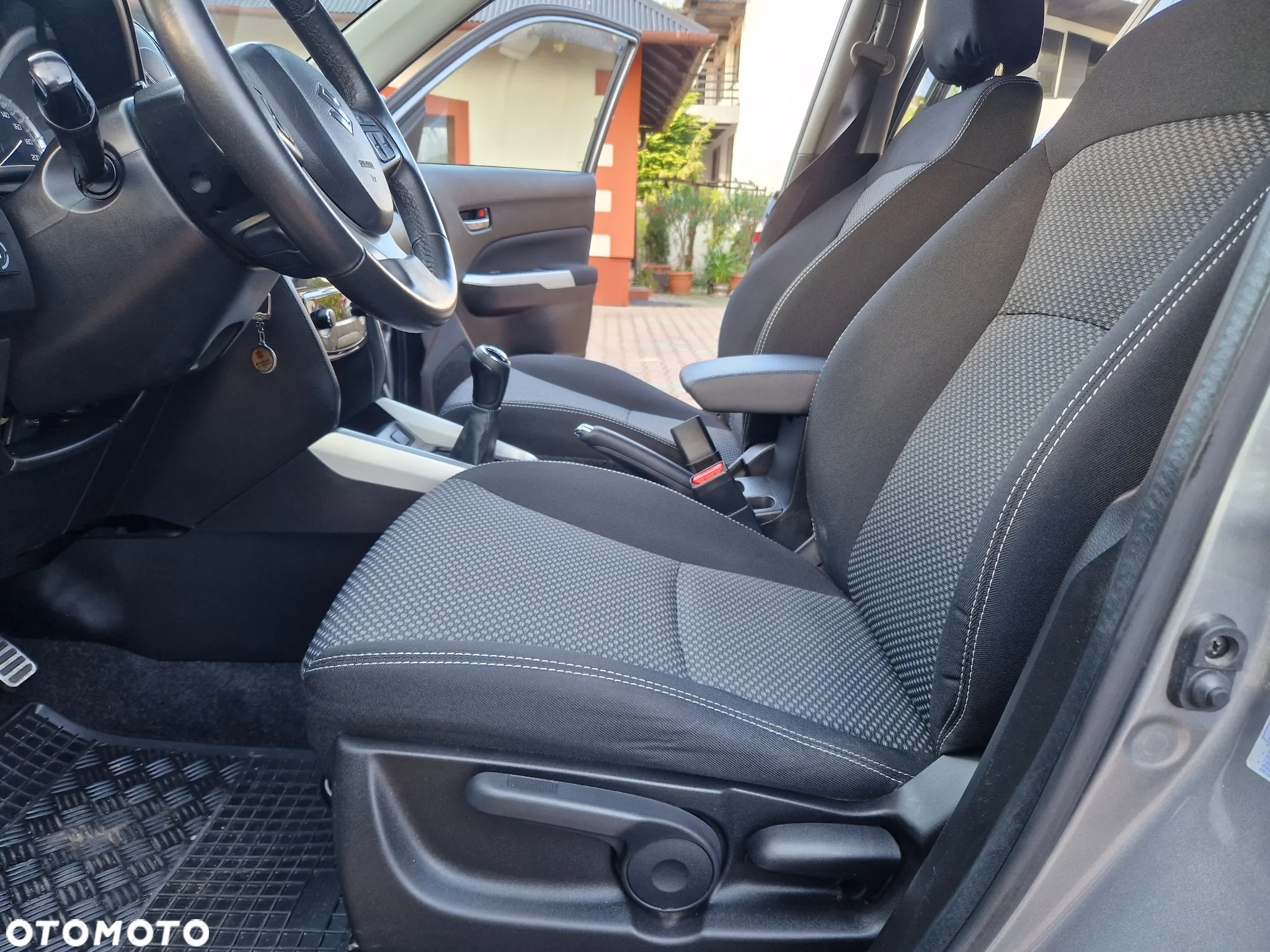 Suzuki Vitara 1.6 Premium 4WD - 20