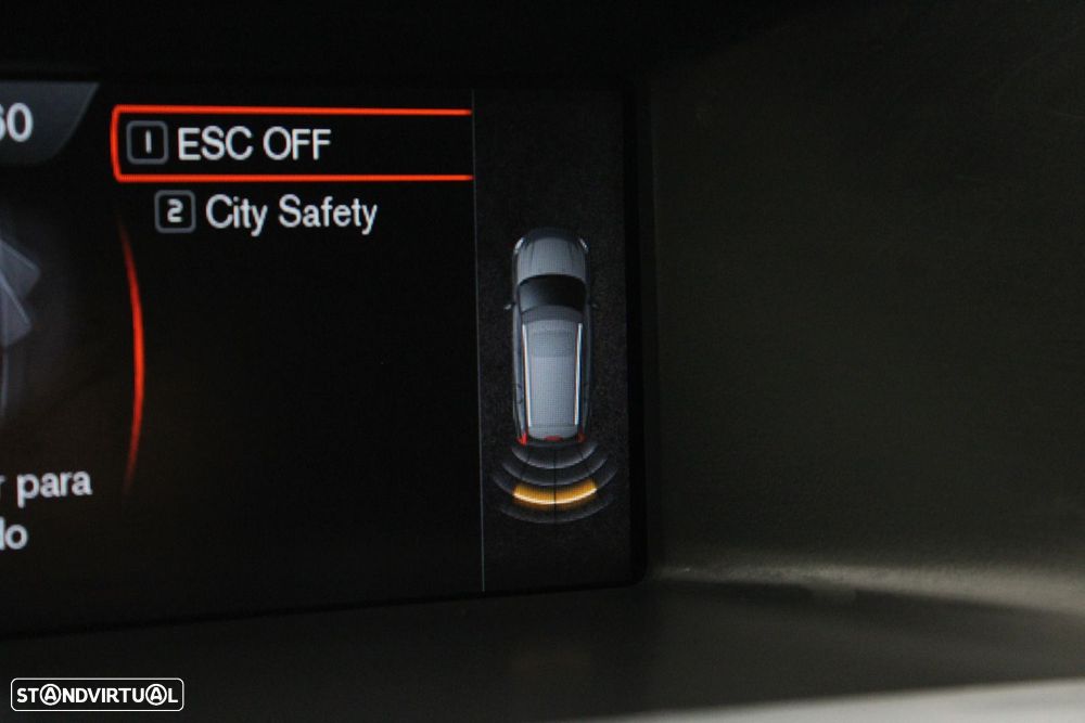 Volvo V60 2.0 D3 Momentum - 20