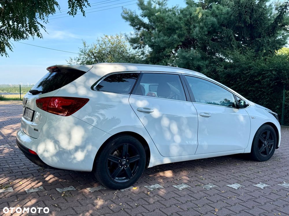 Kia Ceed - 6