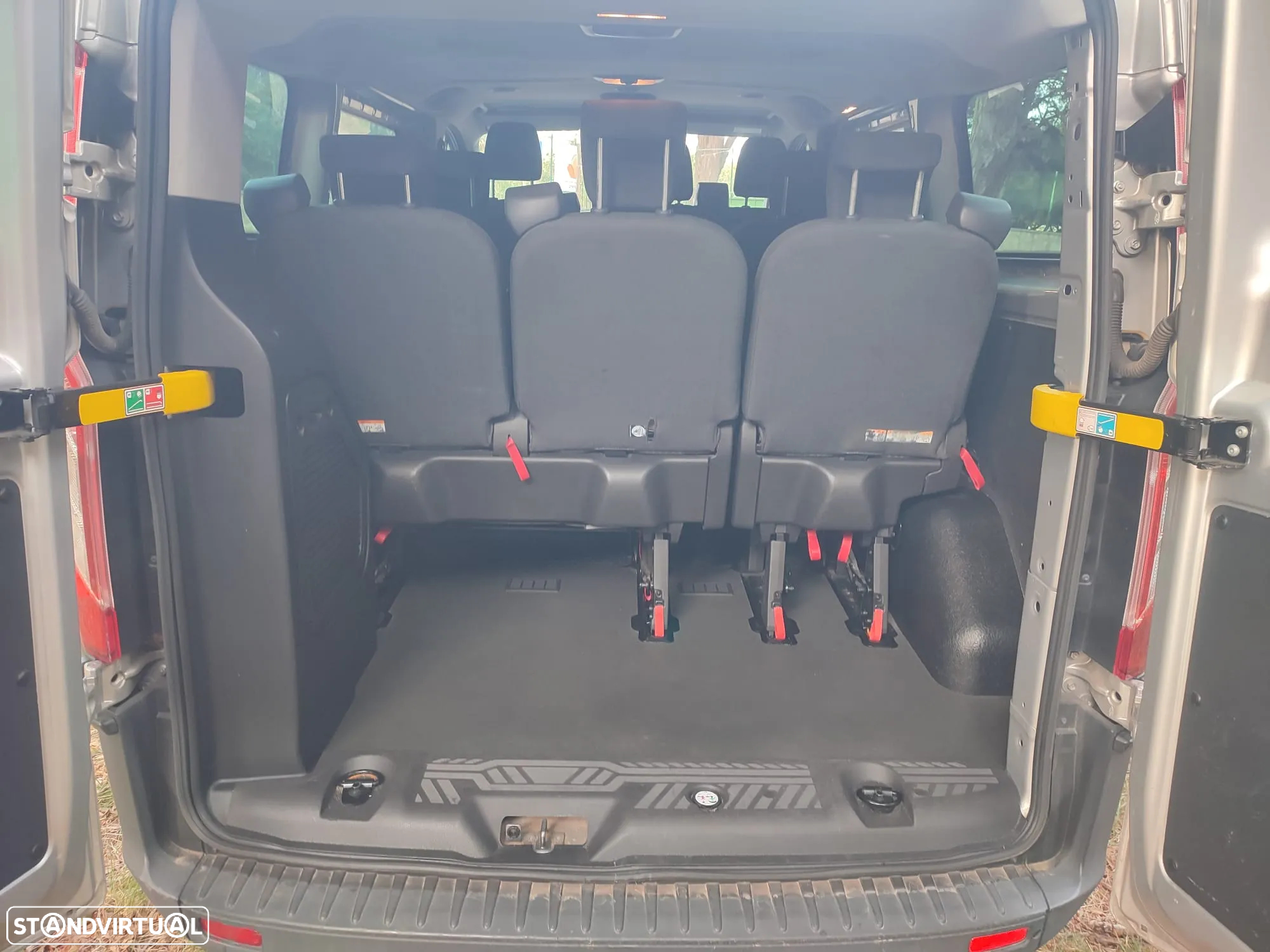 Ford Transit - 14
