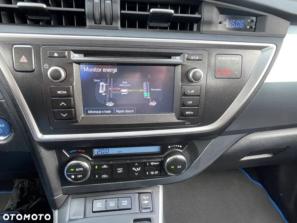 Toyota Auris 1.8 VVT-i Automatik Executive - 23