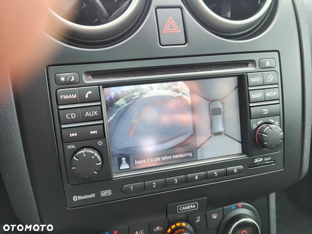 Nissan Qashqai 2.0 CVT lounge - 23