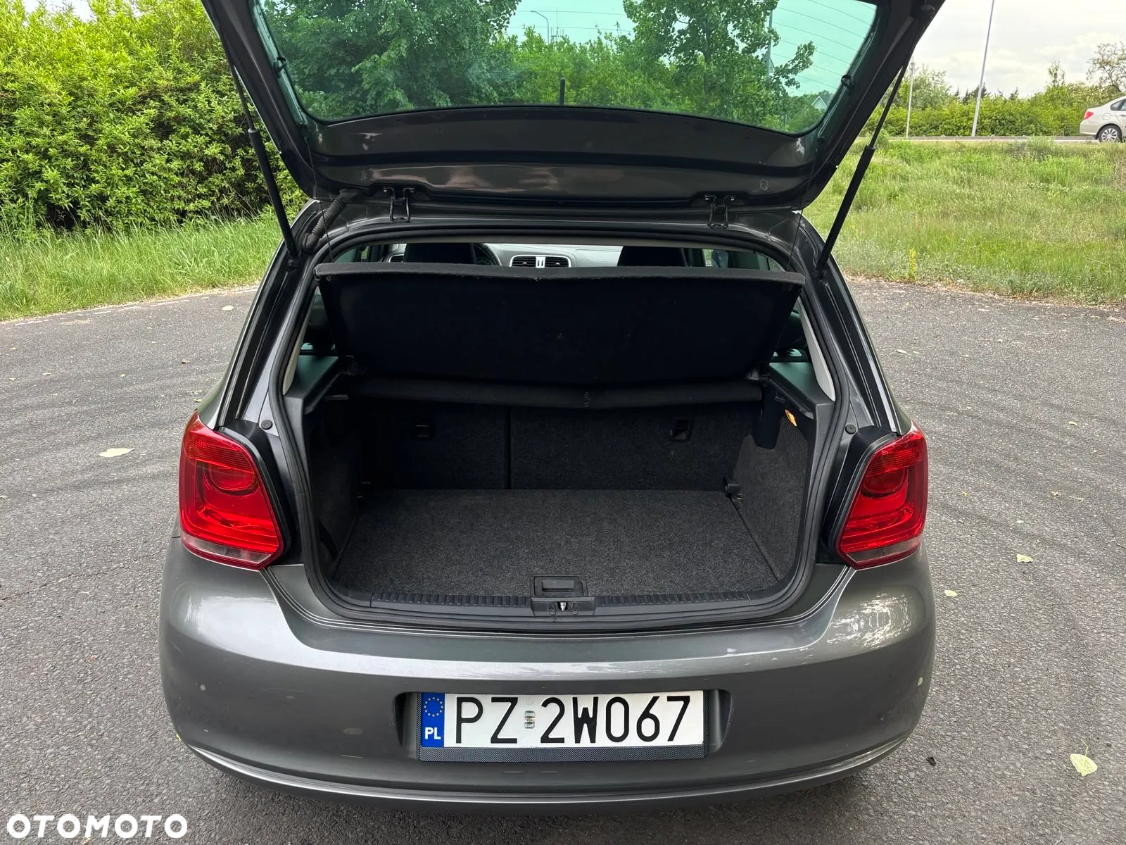 Volkswagen Polo 1.2 MATCH - 23