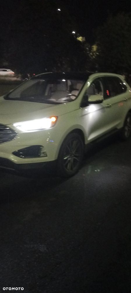 Ford Edge - 18
