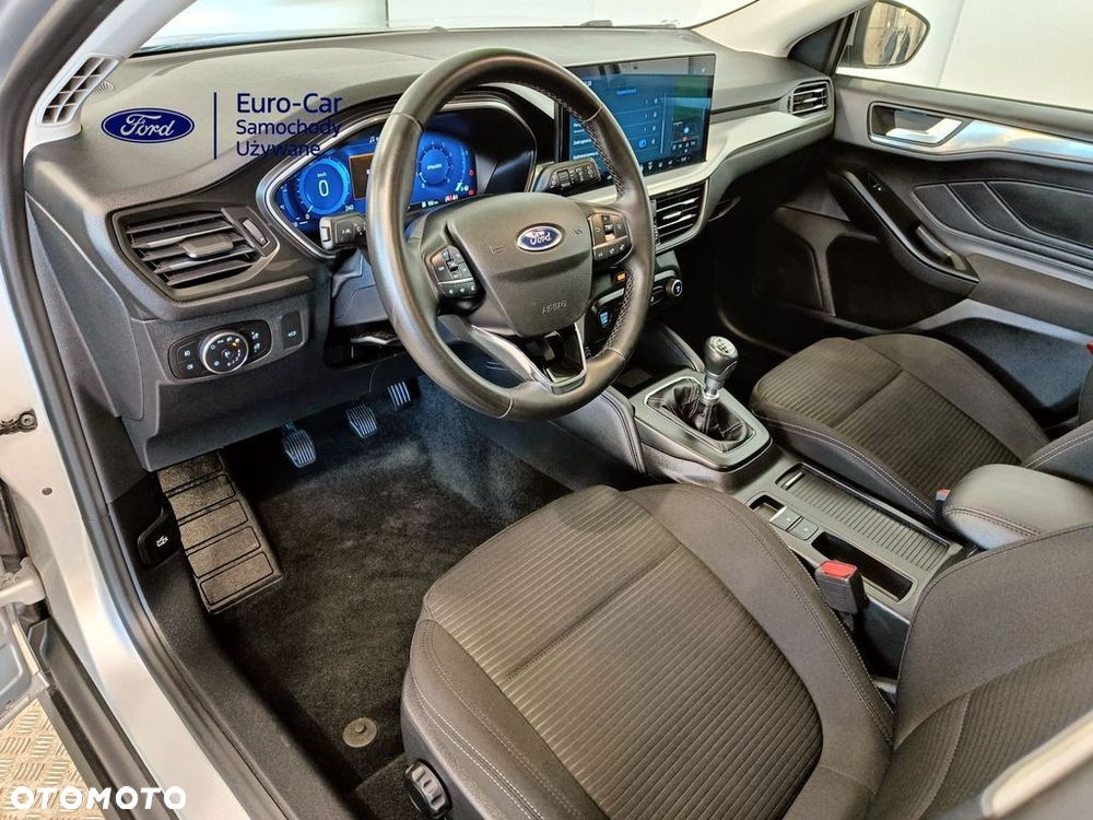 Ford Focus 1.0 EcoBoost Titanium X - 11