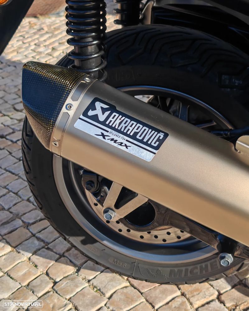 Yamaha X-Max Tech Max - 6