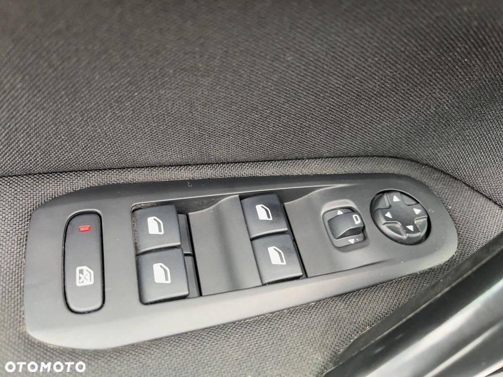 Peugeot 308 - 10