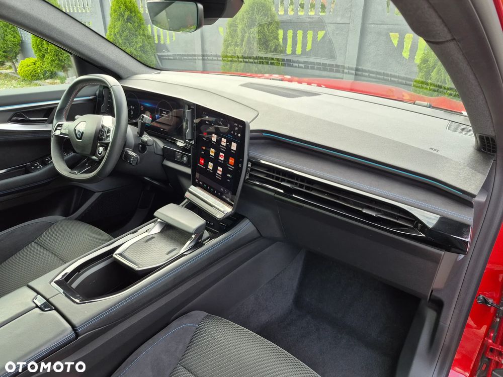 Renault Austral 1.3 TCe mHEV Iconic esprit Alpine - 9