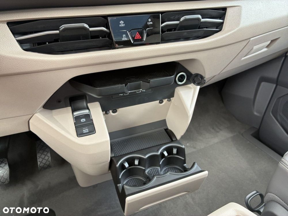 Volkswagen Multivan 2.0 TDI L2 Edition DSG - 33